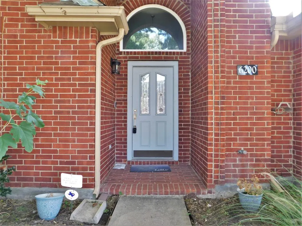 6200 Decatur Court