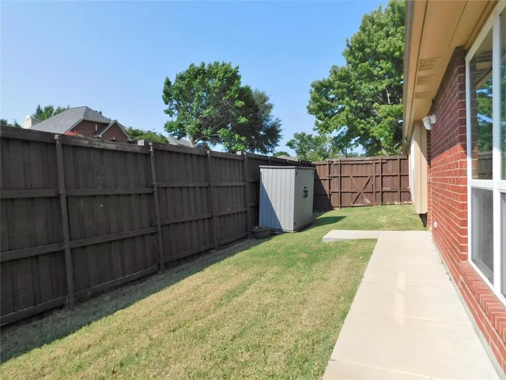 6200 Decatur Court
