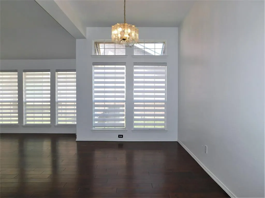 6200 Decatur Court