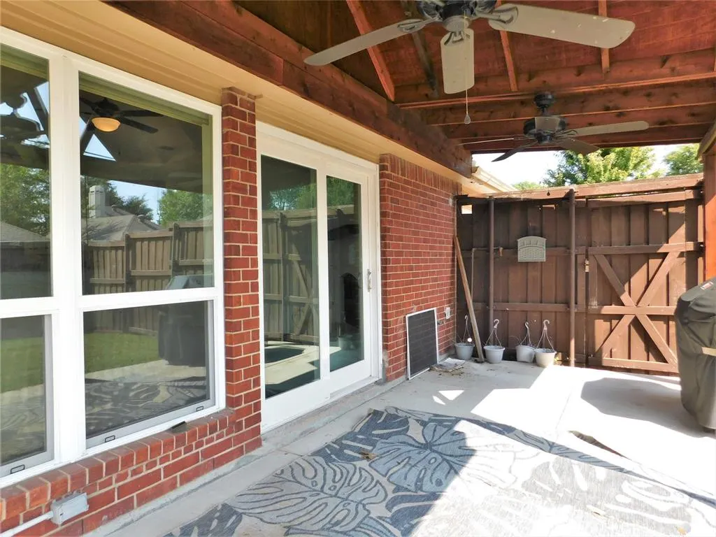 6200 Decatur Court