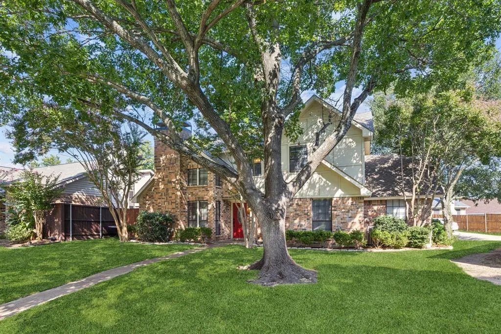 1300 Lufkin Drive