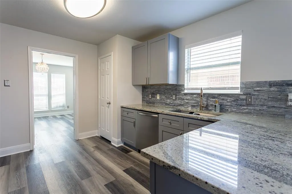 2109 Sunny Side Drive