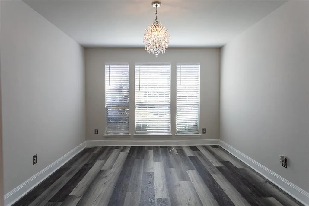 2109 Sunny Side Drive