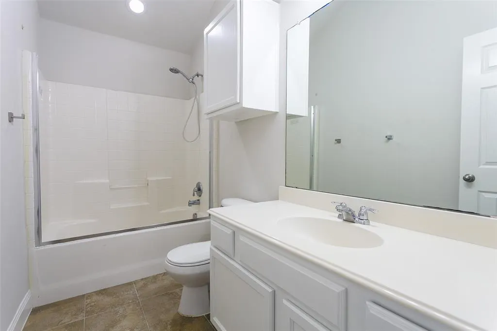 2109 Sunny Side Drive