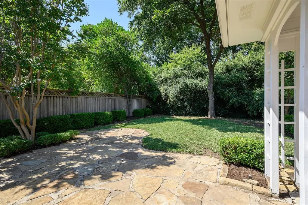 4309 Pomona Road