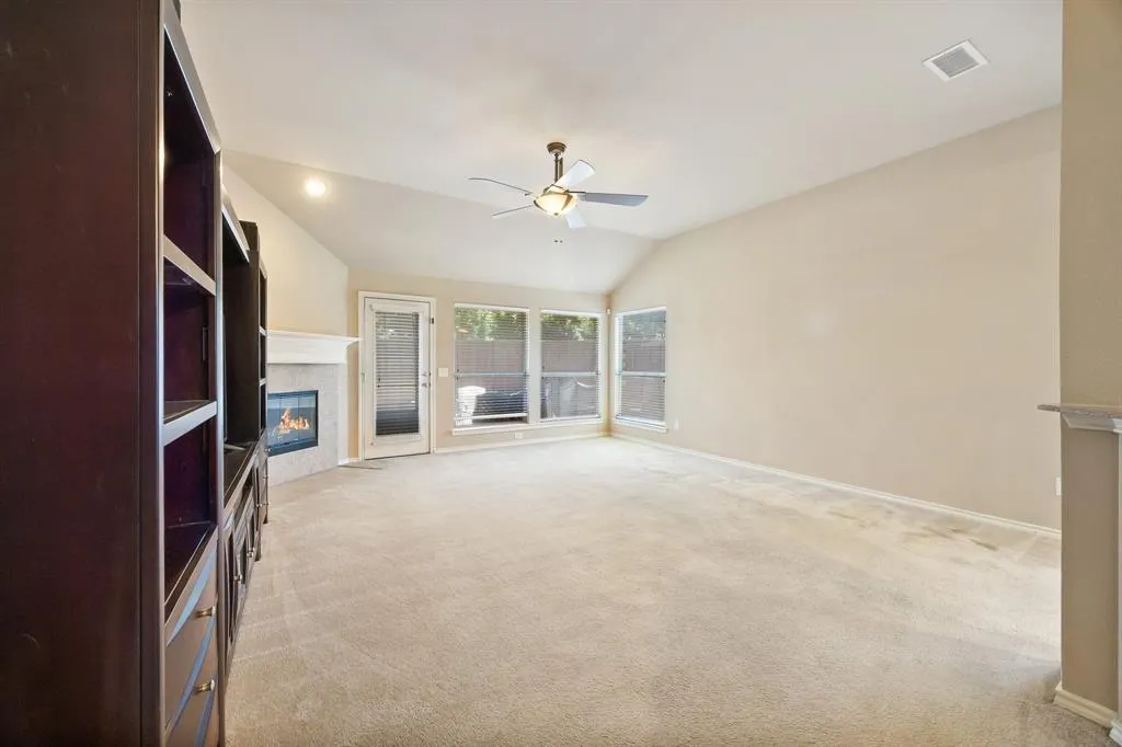 8492 Liverpool Lane