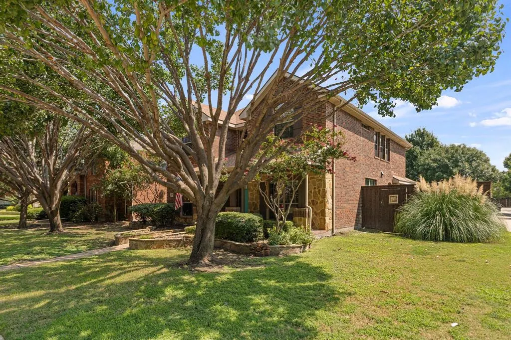 8492 Liverpool Lane
