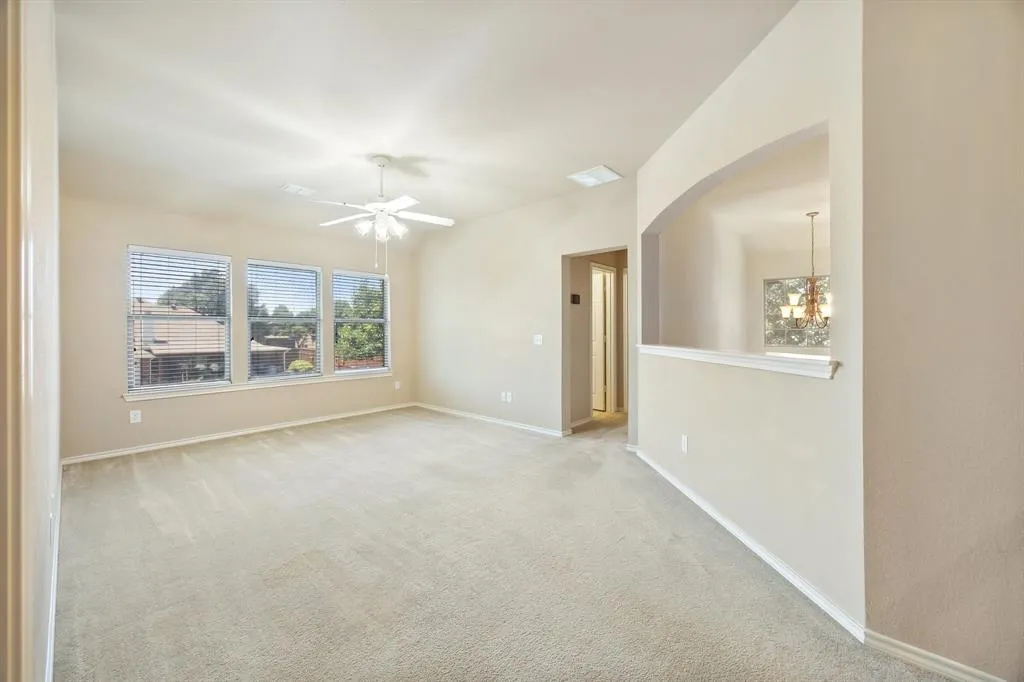 8492 Liverpool Lane