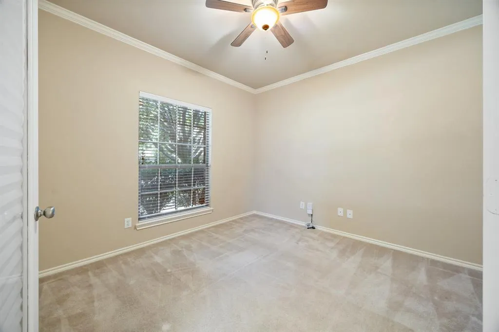8492 Liverpool Lane