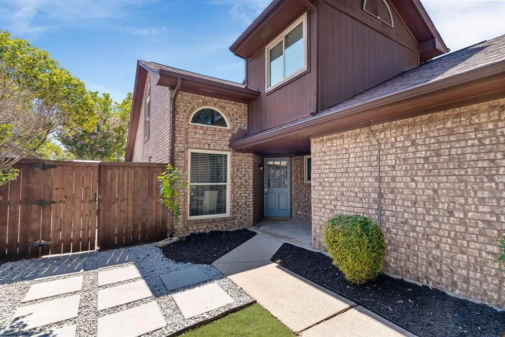 3848 Beaumont Lane