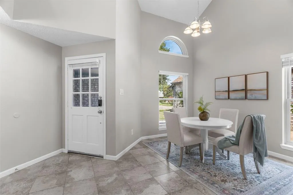 3848 Beaumont Lane
