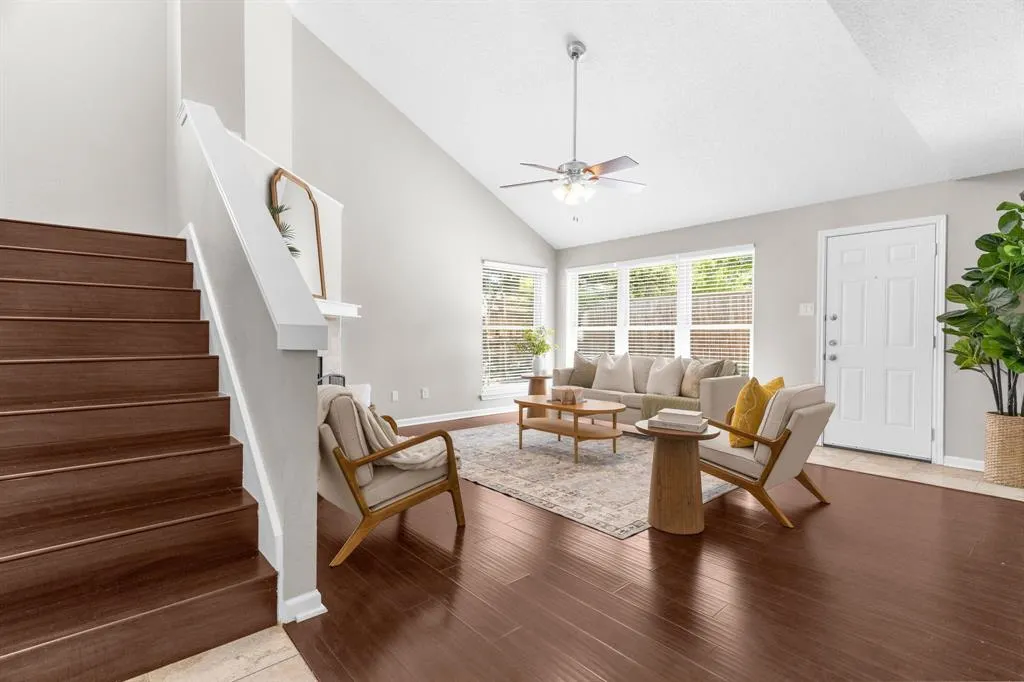 3848 Beaumont Lane