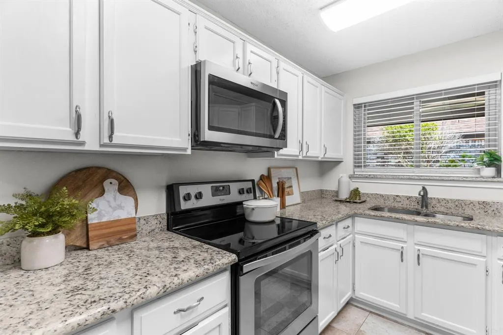 3848 Beaumont Lane