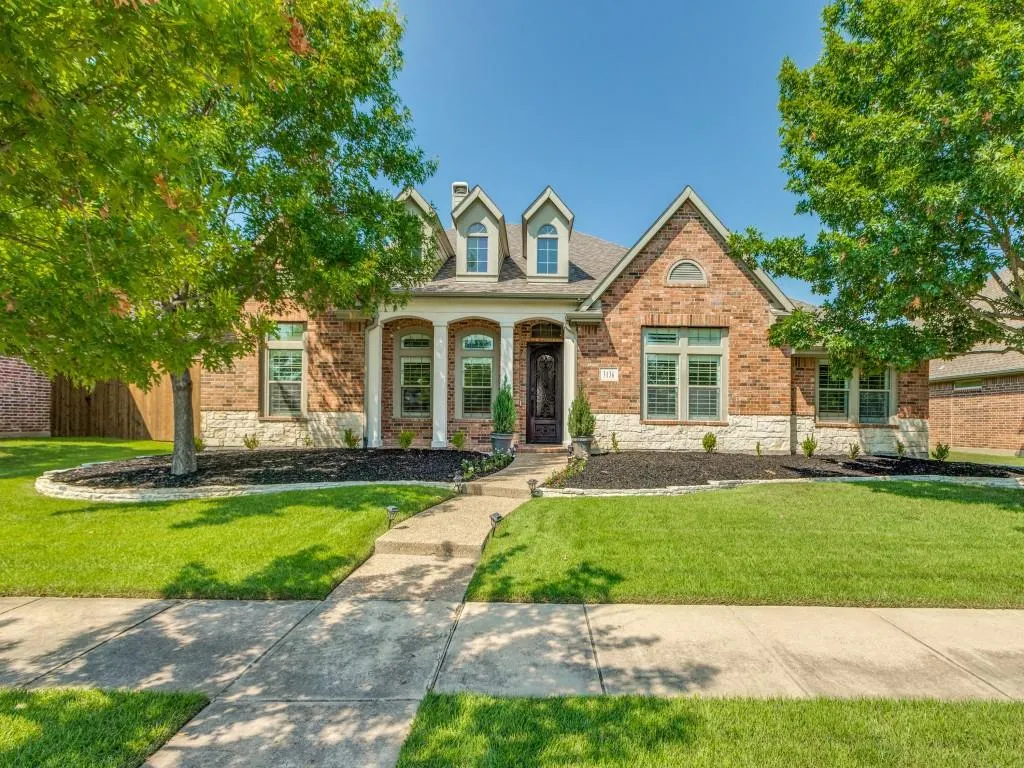 3136 Round Tree Lane