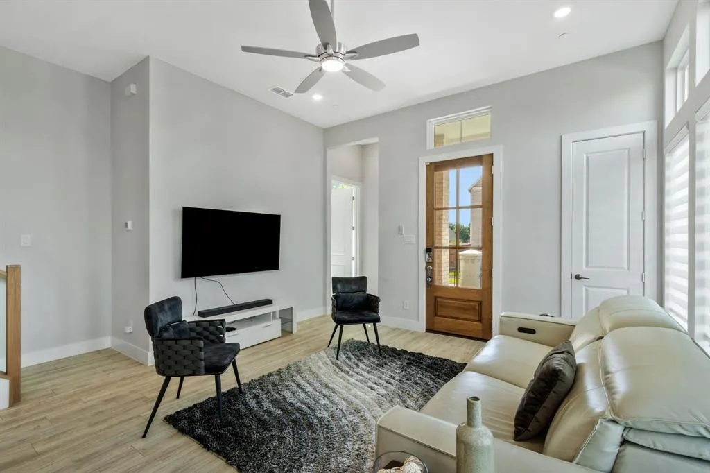 12106 Dahlia Bay Drive