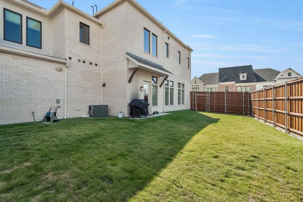 12106 Dahlia Bay Drive