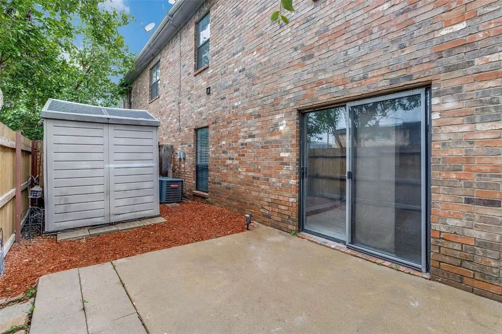 2815 Reagan Street, #1