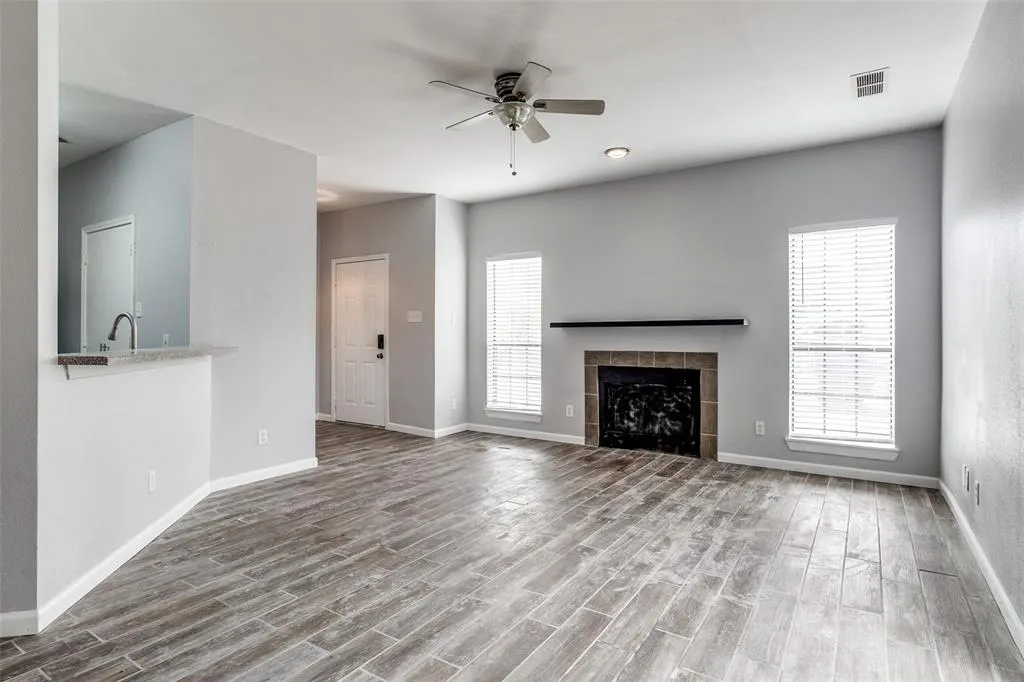 2815 Reagan Street, #1