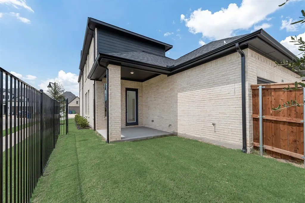 1501 Pintail Place