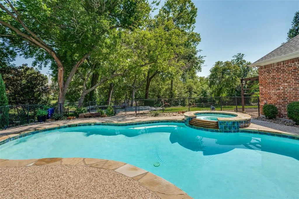 4580 Pebble Brook Lane