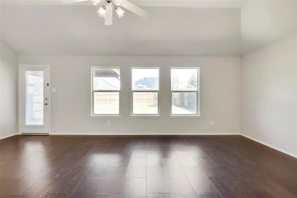 12409 Sunrise Drive