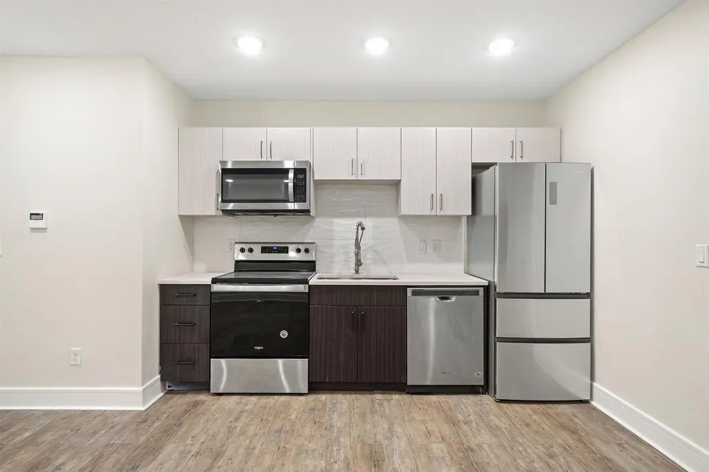 4625 Virginia Avenue, #104