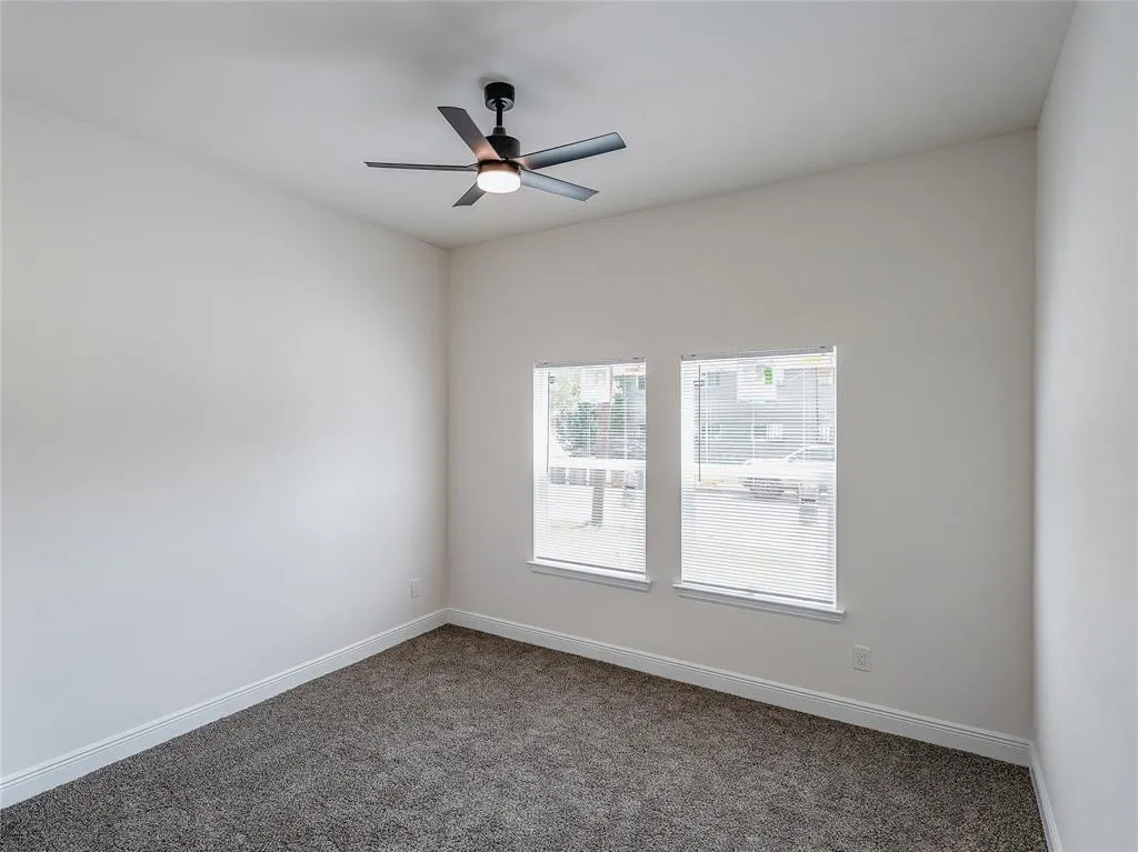 4507 Metropolitan Avenue