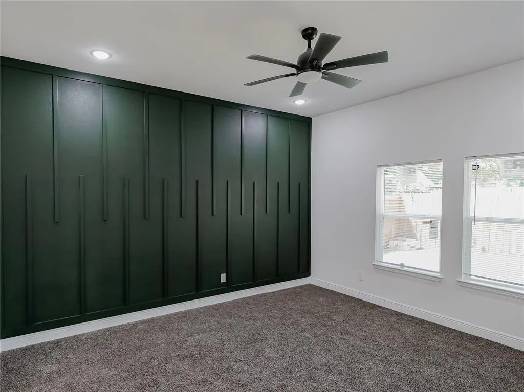 4507 Metropolitan Avenue