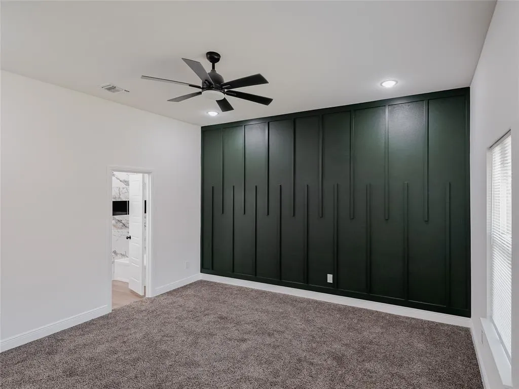 4507 Metropolitan Avenue