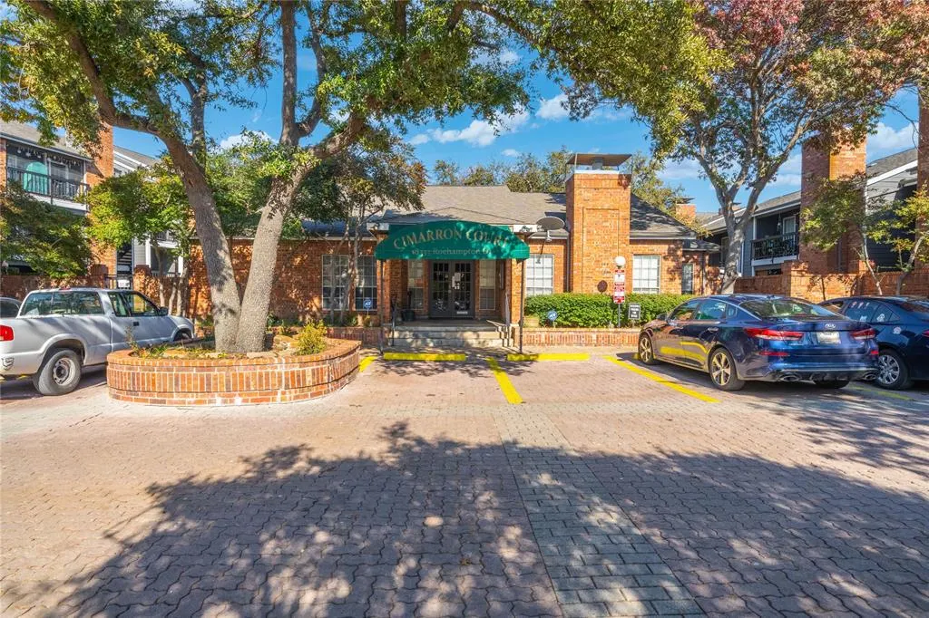 18333 Roehampton Drive, #513