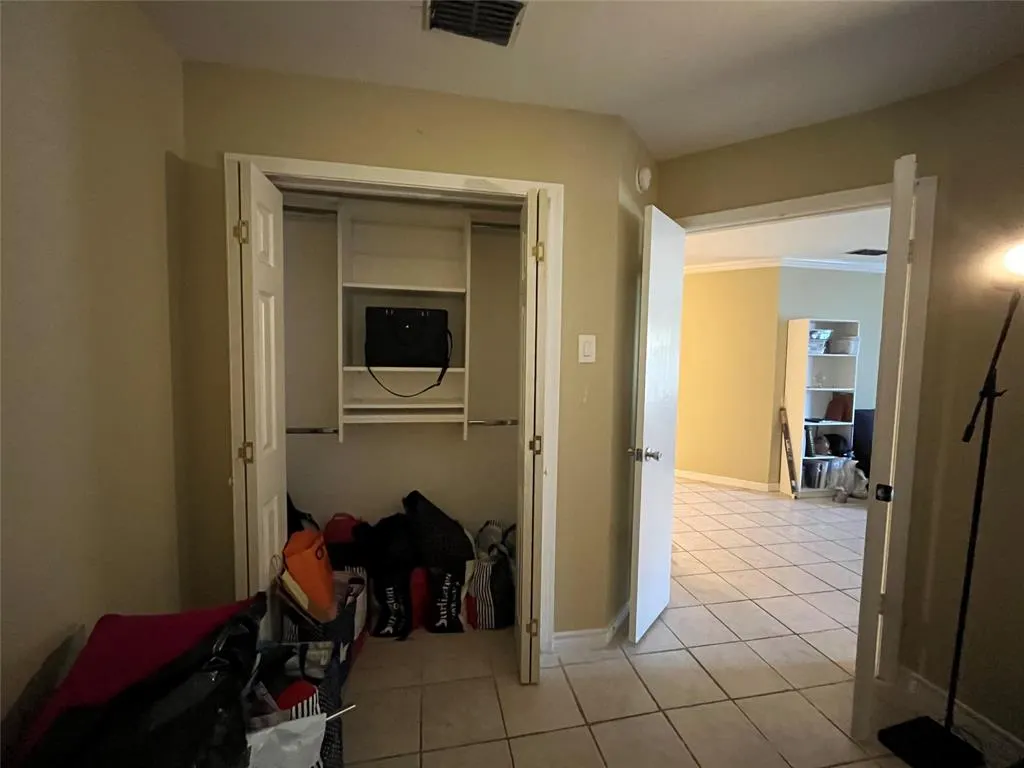 18333 Roehampton Drive, #513
