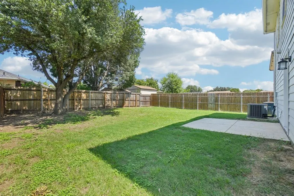 3920 Gray Oak Place