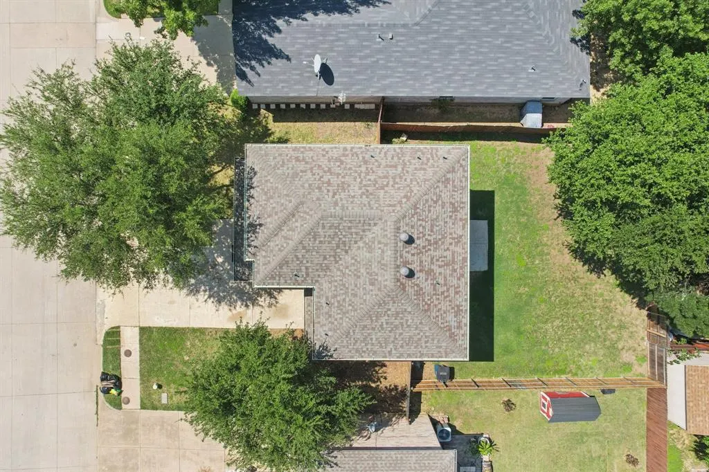 3920 Gray Oak Place