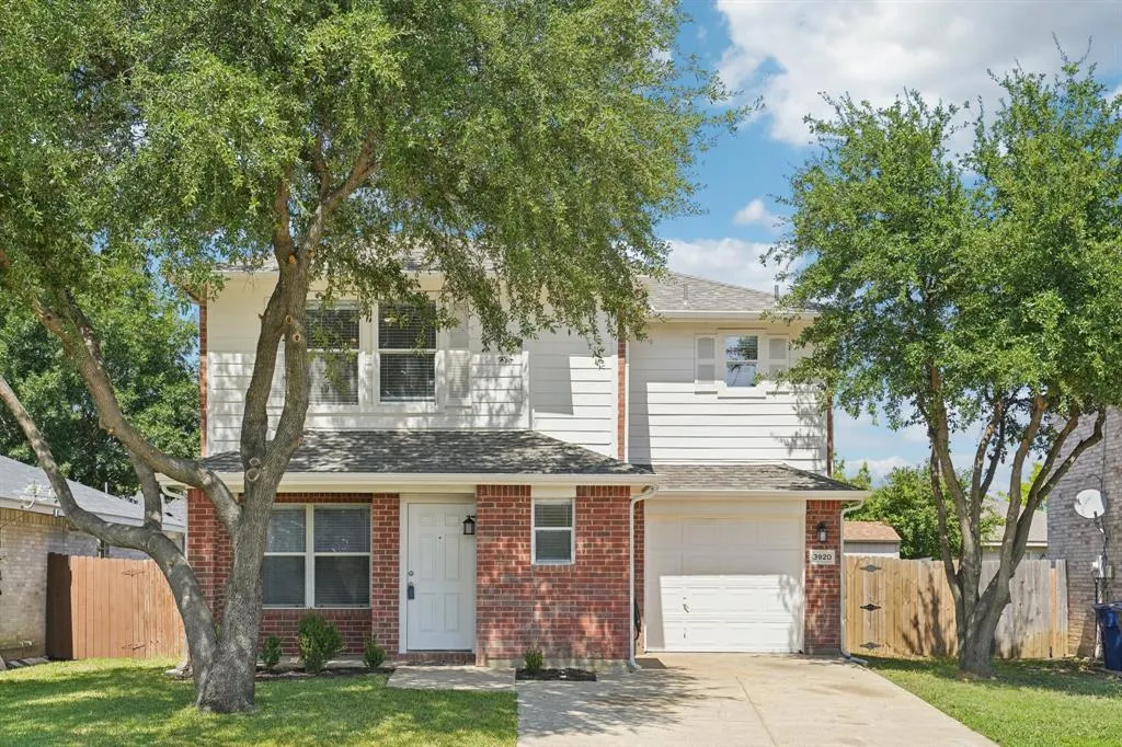 3920 Gray Oak Place