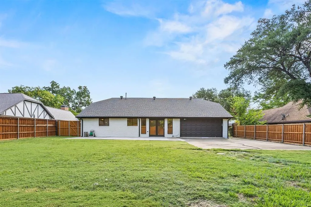 3205 Bandolino Lane