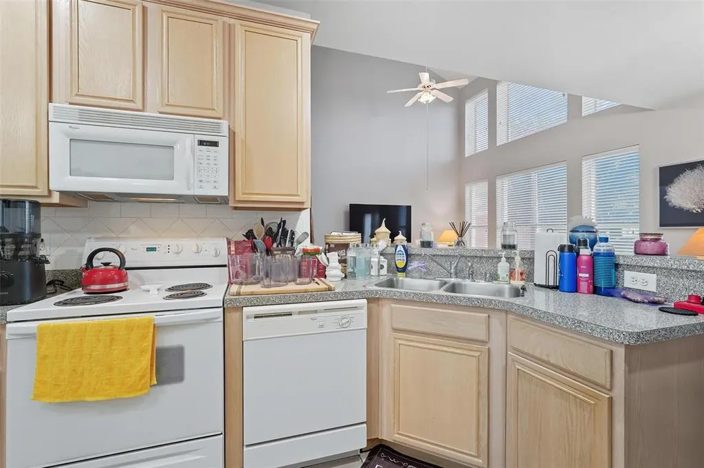 9824 Cambria Court