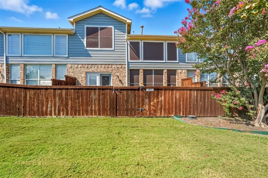 9824 Cambria Court