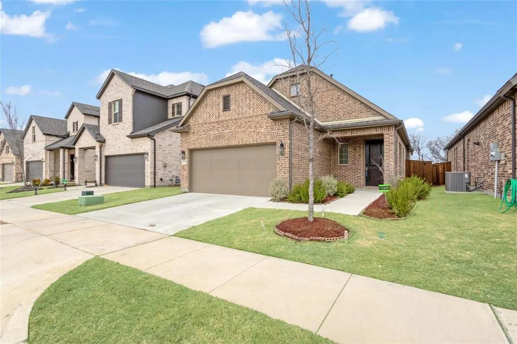 713 Caroline Drive