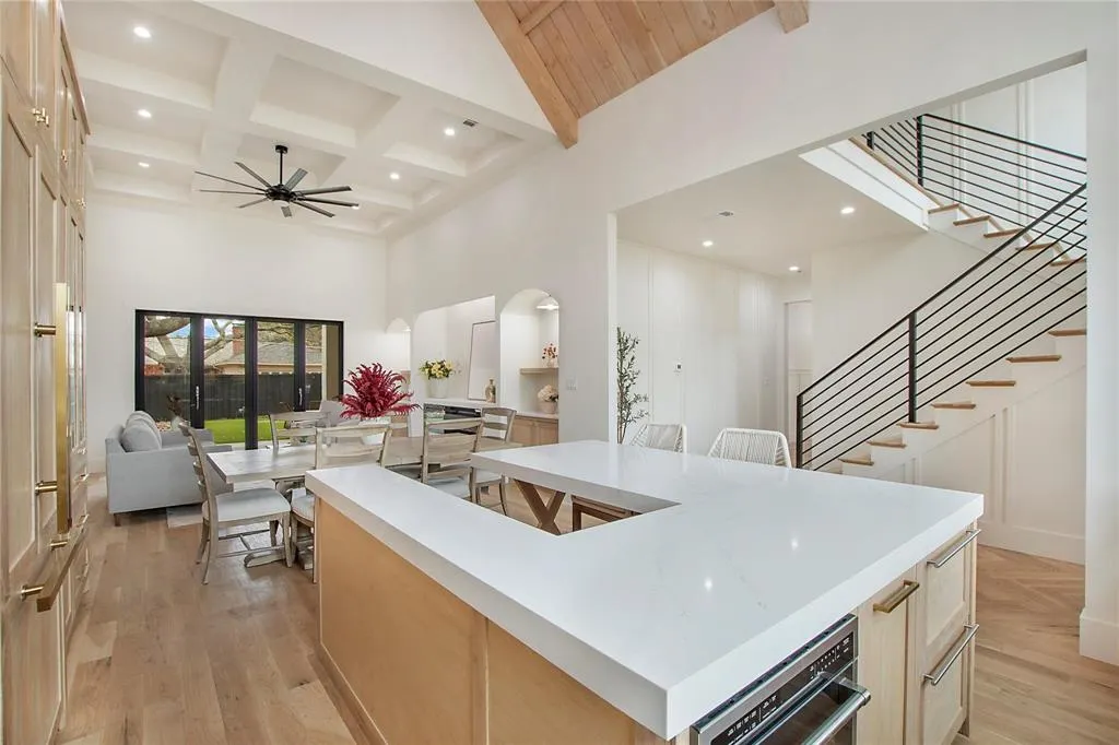 1129 Melrose Drive