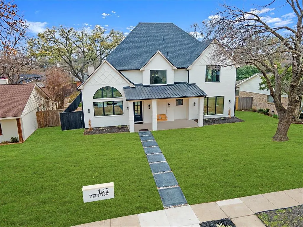 1129 Melrose Drive