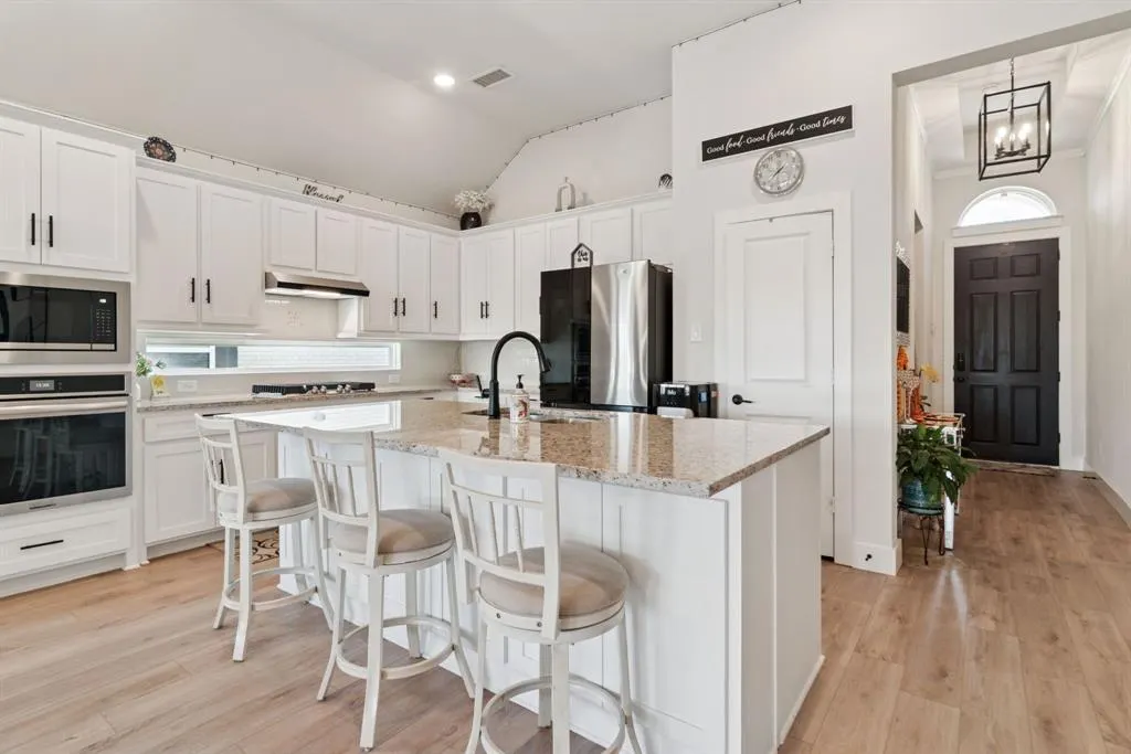 6109 Lake Brook Drive
