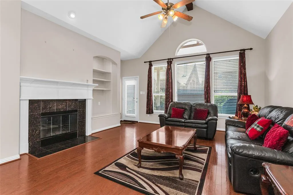 3207 Camden Bluff Road