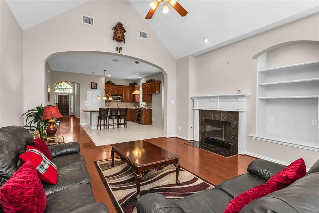 3207 Camden Bluff Road