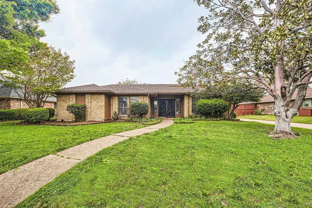 3005 Saddlehead Drive