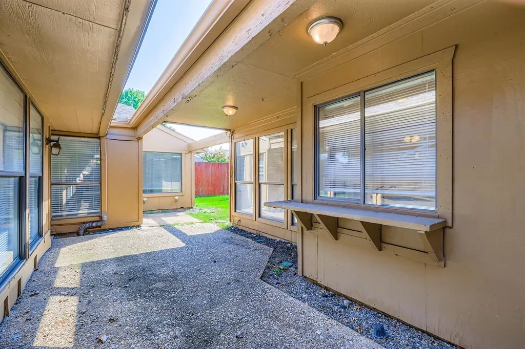 3005 Saddlehead Drive