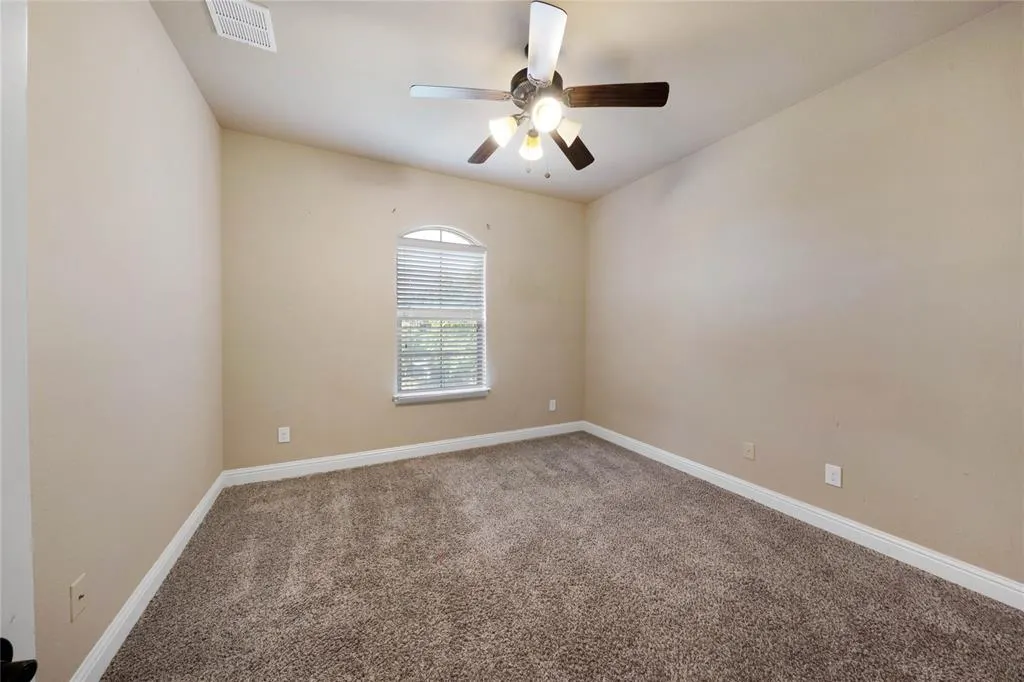 1716 Medina Lane