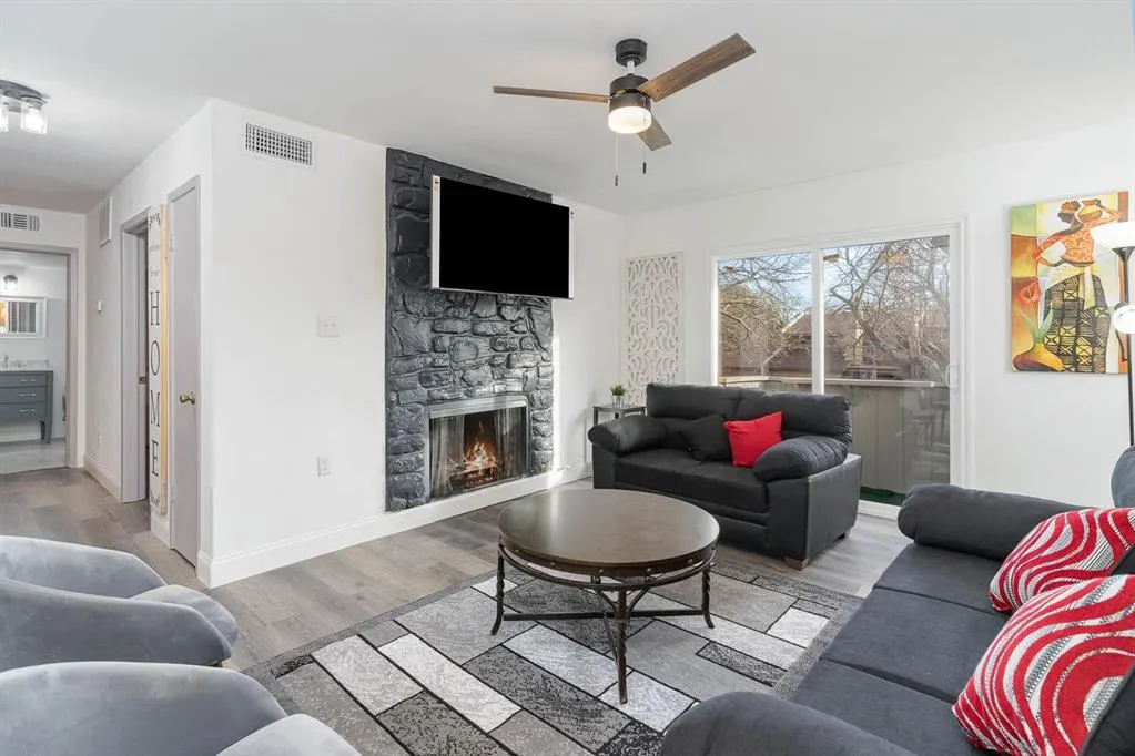 5625 Harvest Hill Road, #2020