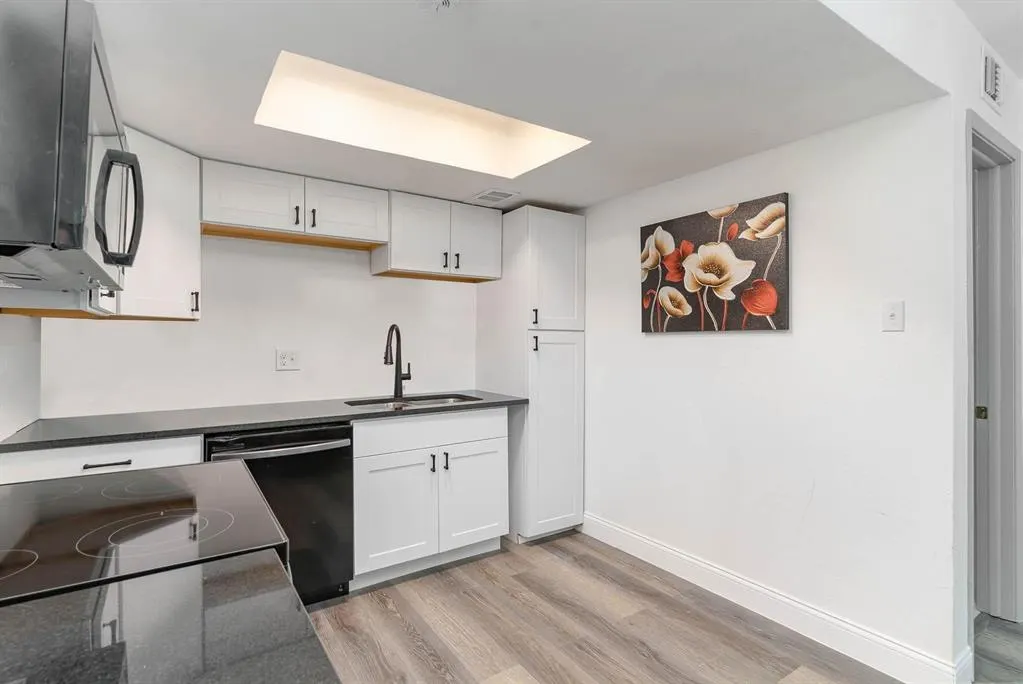 5625 Harvest Hill Road, #2020