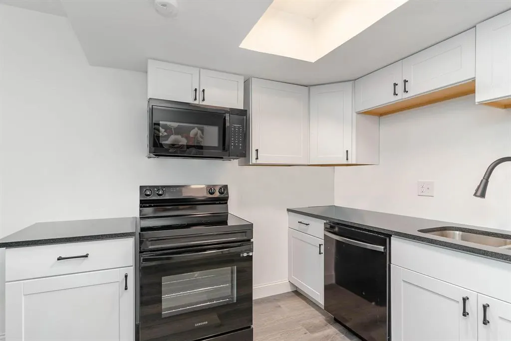 5625 Harvest Hill Road, #2020