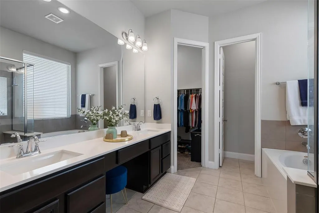 1305 Saddle Ridge Drive
